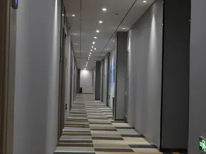 Shell Hotel Zhengzhou East High-Speed Railway Station Zhengdong Commerical Center - Image 4