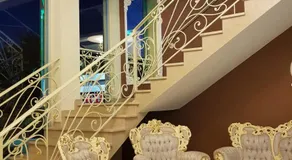 Garden Hotel - Image 4