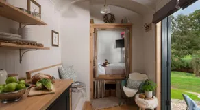 Willow Hideaway-Shepherd Hut, Hot Tub, Wood Burner - Image 2