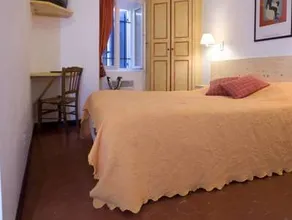 Le Vieux Château - Image 4