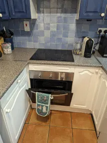 Central Belfast House Sleeps 6 - Image 5