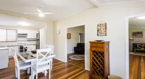 Salt Water Cottage - Image 3