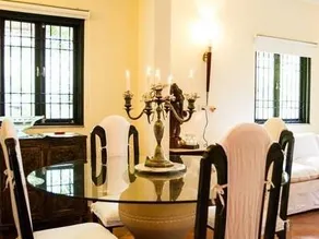 1265 Crescent Villa - Image 2