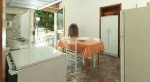 Ferrari Apartment - Image 3