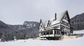 Chalet Alpina - Image 5