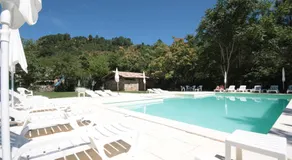 Logis Hôtel Restaurant Le Domaine de l'Eau Vive - Image 2
