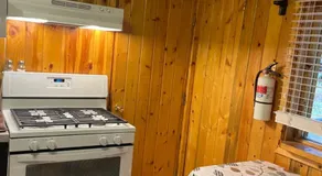 Carlo Creek Cabins - Image 5