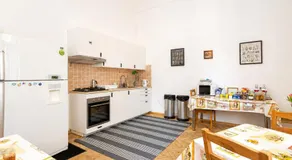 Cedar Inn Budapest - Palace District - Image 2