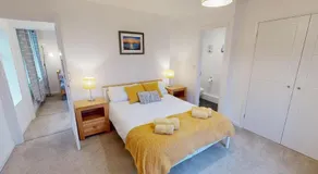 BRAUNTON ORCHARD COTTAGE 2 Bedrooms - Image 2
