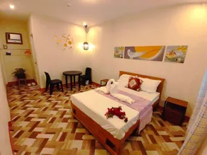 Baywalk Paradise Inn - Image 2