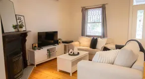 Cosy Cottage 2BR Ballarat Stay Close to CBD - Image 2