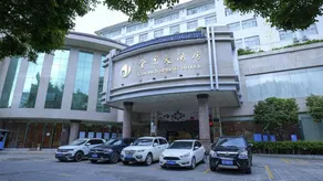 Golden Spring Hotel Lijiang - Image 5