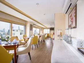 Ambassador Saigon Hotel - Image 2