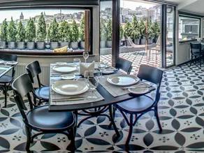 Tophane Suites - Image 3