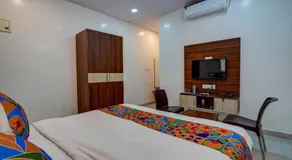 Hotel Ayodhya comforts - Image 2