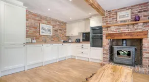 Luxury Home, The Residence Sleeps 10, 2 Hot Tubs & Scenic Views near Durham & Bishop Auckland - Image 5