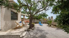 Villa 'Torre Castiglione' con Vista al Mar, Jardín, 2 Terrazas y Wi-Fi - Image 2
