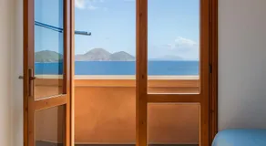 Vulcanello Sea View Apartment - Image 2