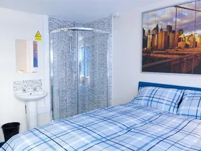 Liverpool Gateway Inn - Image 5