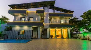The Oasis Retreat Villa - Image 3