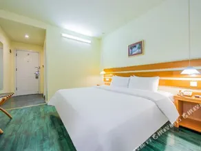 Home Inn Neo Chongqing Wanzhou Wanda Plaza - Image 5