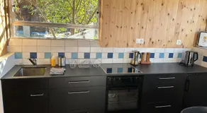 Gästezimmer mit Bad & Küche Tanter Dossa - Image 3