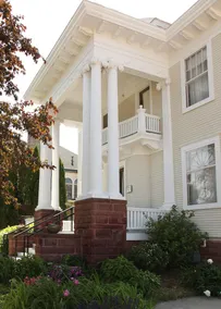 The Decker House Bed & Breakfast - Image 3