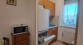 Apartment Golf - Image 3