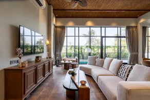 Staymaster Timber Ridge - Luxury 4BR Villa with Pool - Image 3