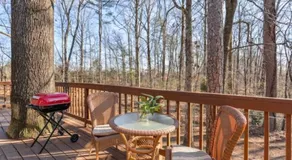 Charming renovated 4B Ranch - Image 5