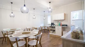 HOP HOUSE Garni Hotel - Image 3