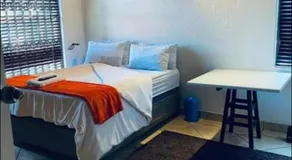 Zonke Bonke Guest House Randburg - Image 2
