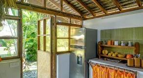 Charming 1BR Garden Bungalow - Image 5