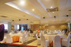 Grand Hotel Surabaya - Image 2