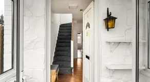 Spacious Gem Fr Parking fast Central London Access - Image 3