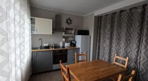 Appartement avec barbecue et jardin | Vue plage | Parfait pour le travail à distance - Image 3