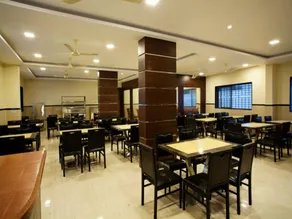 Hotel Mahalakshmi Residency - Image 4
