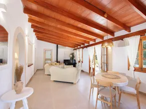 Stylish Two-Bedroom Anere Villa - Image 3