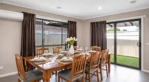 Spacious 3BR Home Ballarat Excellent For Families and Groups - Image 3