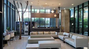 Sims Hotel - Image 2