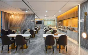 Pengyue Hotel Shenzhen Bay Port & Sea World Metro Station Branch - Image 3
