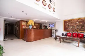 Golden View Hotel - Image 4