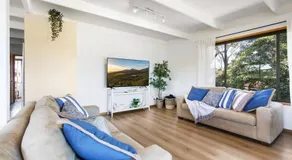 Fairview Lakeside Cottage Metung - Image 2