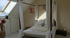 laurilia - Image 2
