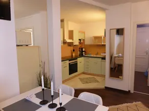 Ferienwohnung Goethe, 2 Schlafzimmer, Nähe Zentrum & Uni, ruhig, free Wifi, kostenloses Parken, Erdgeschoss - Image 3