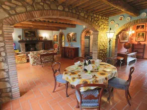 Glorious Villa in Ficulle with Swimming Pool - Image 5