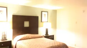 Downtown Inn - Image 2