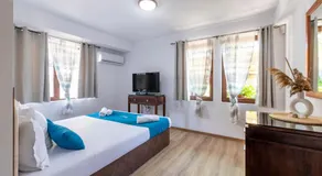 IRB Guest House Emona 4 - Image 2