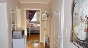 Blumen Apartment - Image 4