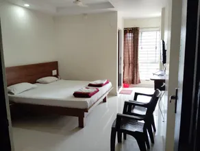 Shrinivas Lodge - Image 2